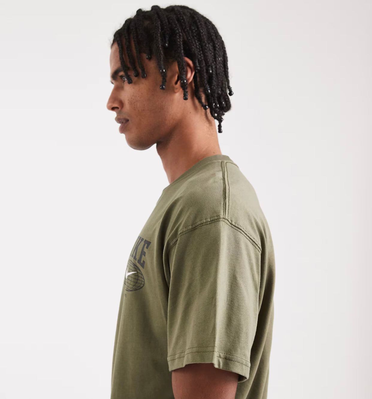 Nike Sportswear T-Shirt – Olive Globe Rival Sport