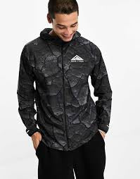 Nike Trail Running Windrunner Jacket (Stone Camo) Best 1380870-001
