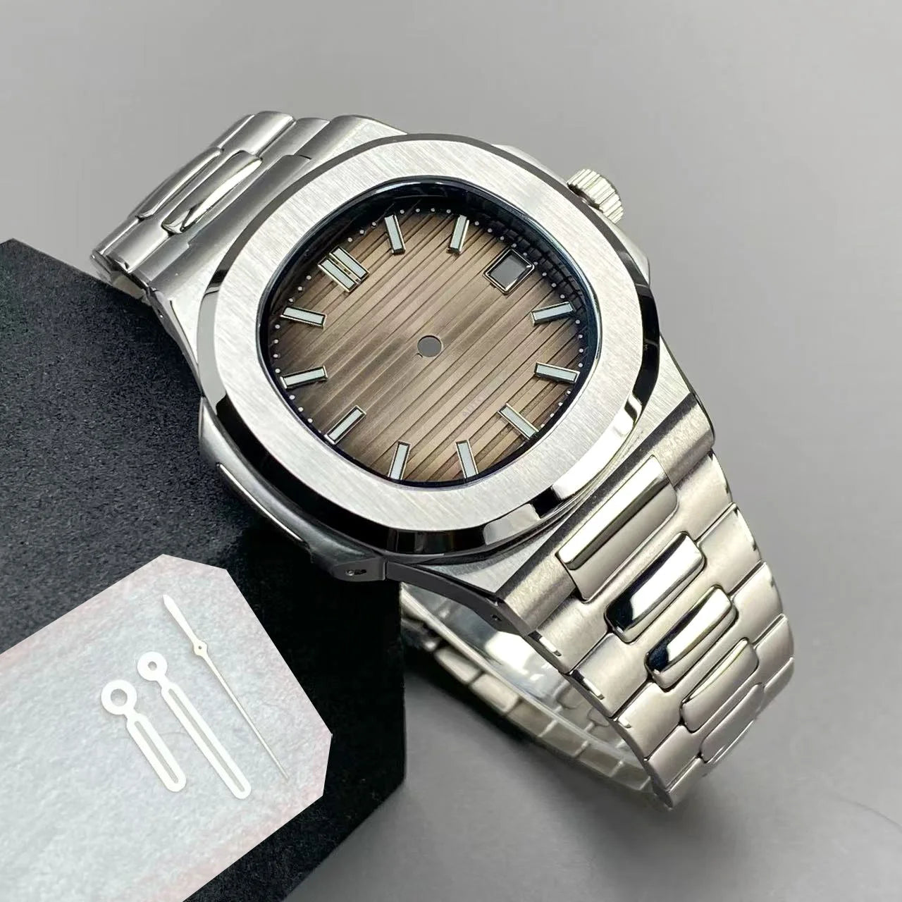 40mm NH35 Square Watch Case with Green Luminous Single Date Dial for Nautilus Style Watches Fit NH35 NH36 NH38 Movements