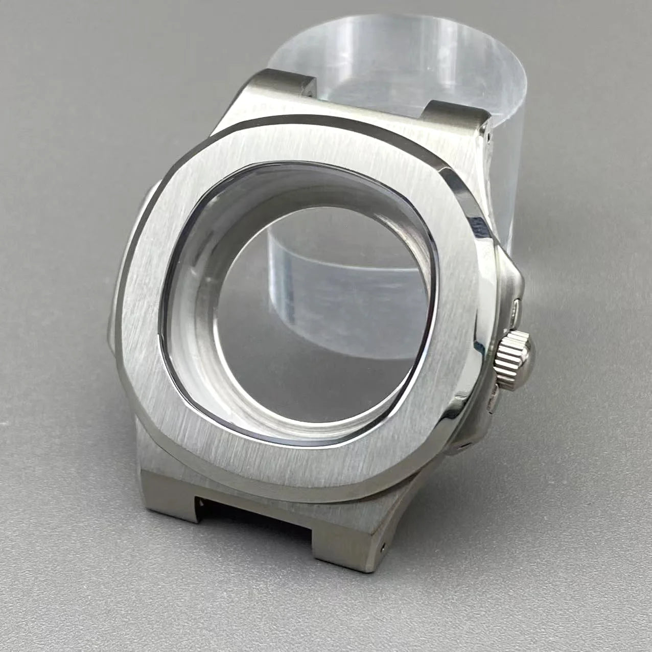 40mm NH35 Square Watch Case with Green Luminous Single Date Dial for Nautilus Style Watches Fit NH35 NH36 NH38 Movements