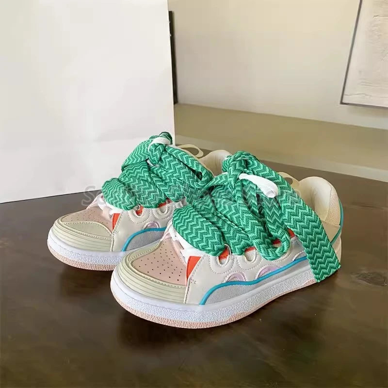 Thick Sole Mixed Colors Casual Sneakers for Men Women Fashion Round Toe Lace Up Skateboard Shoes Outdoor Breathable Couple Shoes