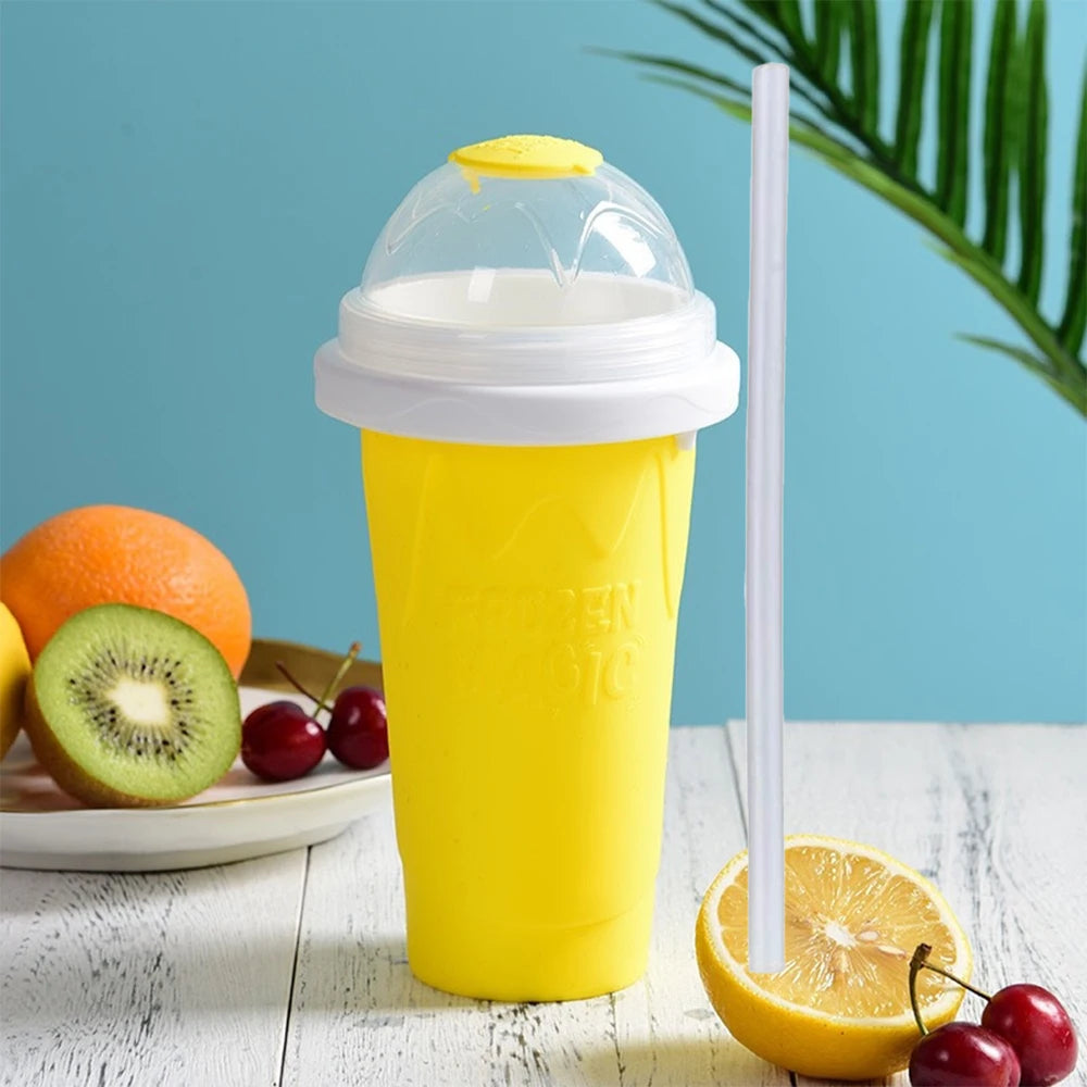 300mlSmoothie Cup PortableDouble LayerSmoothie MachineCan Make Milkshakes Juices Ice Cream Etc Great for Kids/friends and Family