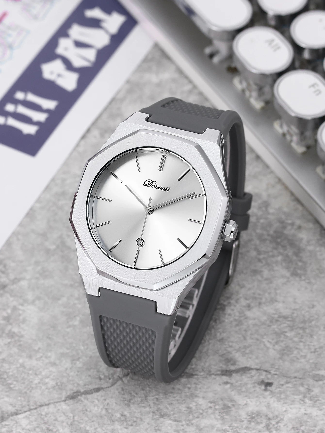 Simple leisure sports men's quartz watch Waterproof casual wristwatch for men