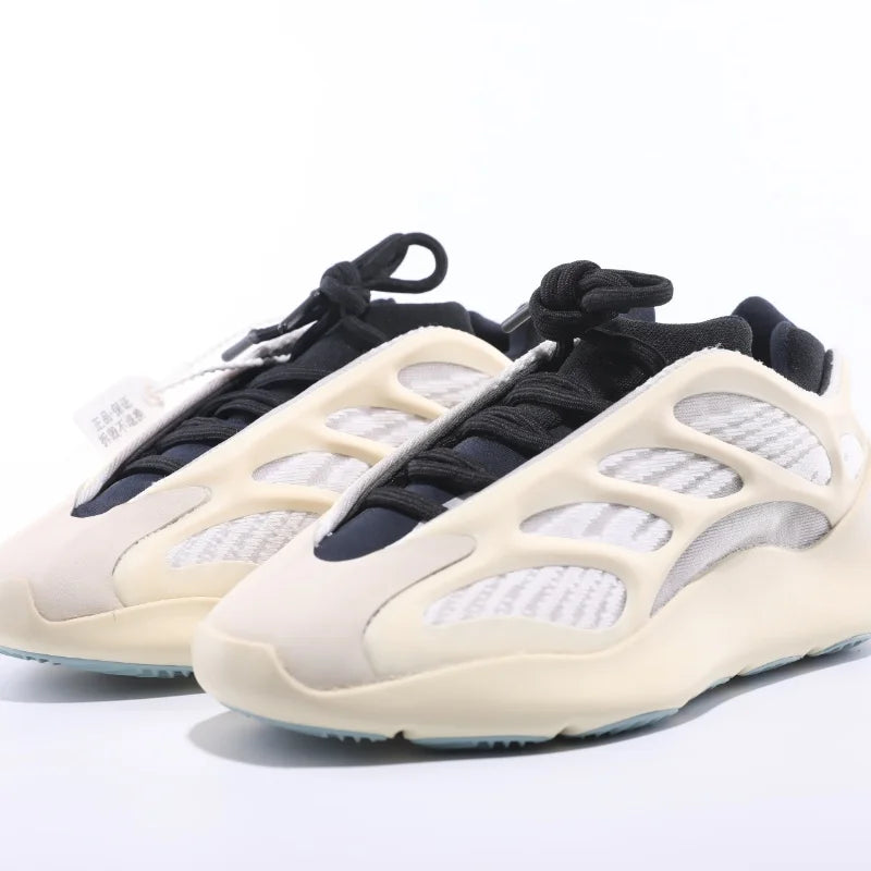 2024 New Luminous Sneakers Alien Internet Celebrity Popular Casual Shoes