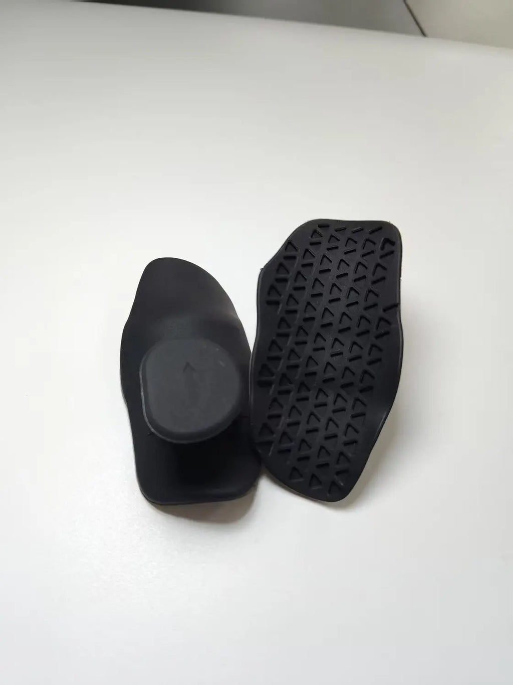 Soft Silicone Grip Gloves Anti-Slip Gym Workout Yoga Pull-Up Bar Callus Prevention Weightlifting Sport Training Gloves Men Women