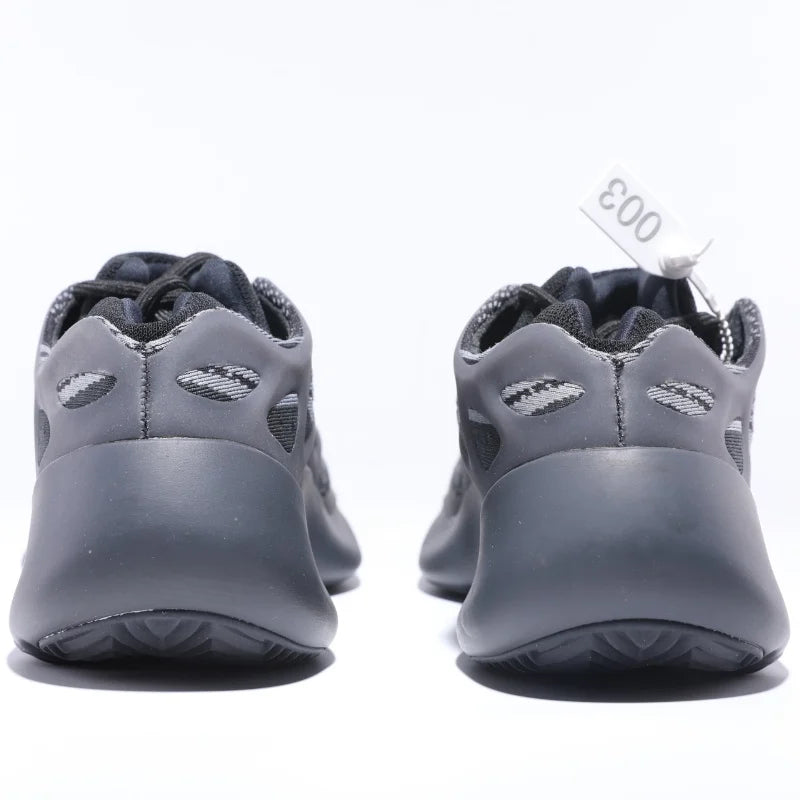 2024 New Luminous Sneakers Alien Internet Celebrity Popular Casual Shoes