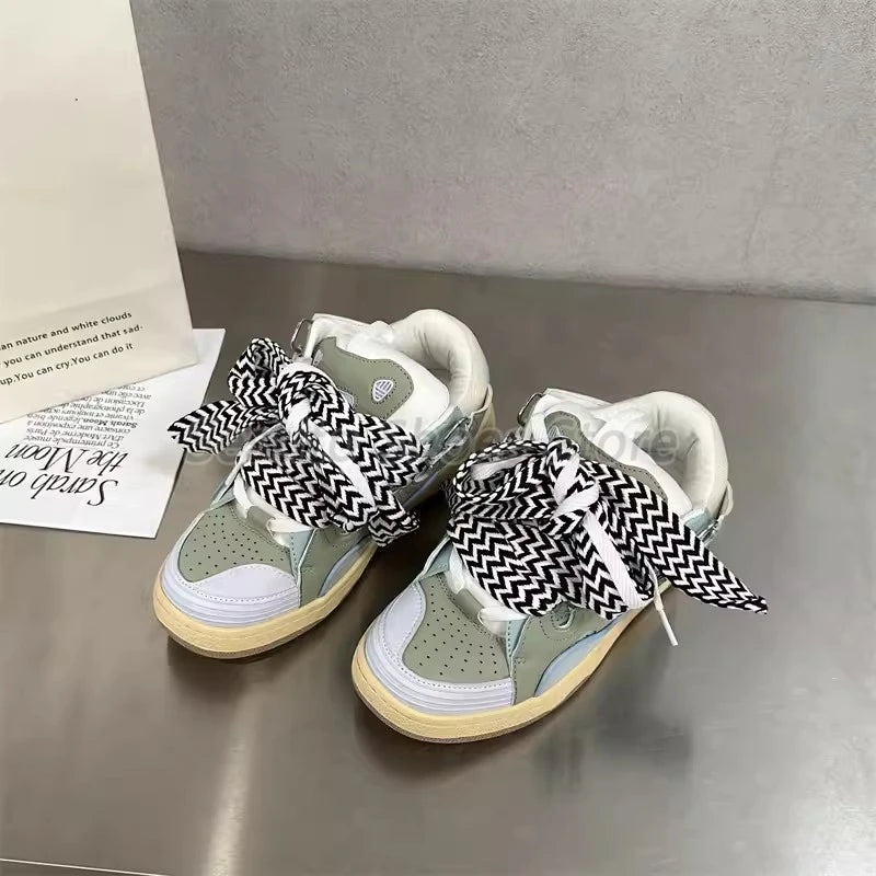 Thick Sole Mixed Colors Casual Sneakers for Men Women Fashion Round Toe Lace Up Skateboard Shoes Outdoor Breathable Couple Shoes